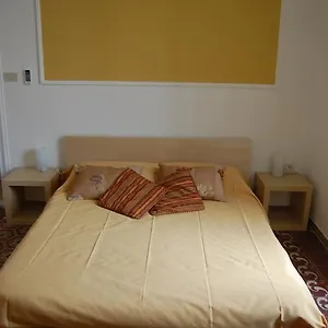 Bed & Breakfast Arena Alfieri, Livorno